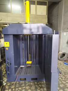Lóðrétt pressa TONNA20 20 tonn 200 kN baggi 150 kg